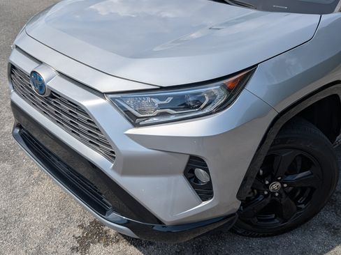 Used 2021 Toyota RAV4 XSE w/ XSE Grade Weather Package AWD/4WD image 13