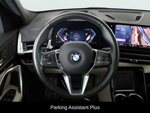 Used 2025 BMW X2 xDrive28i AWD/4WD image 22