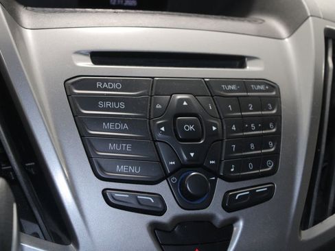 Used 2017 Ford Transit 350 XLT image 39