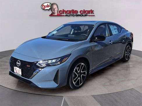 New 2025 Nissan Sentra SR w/ SR Premium Package image 2