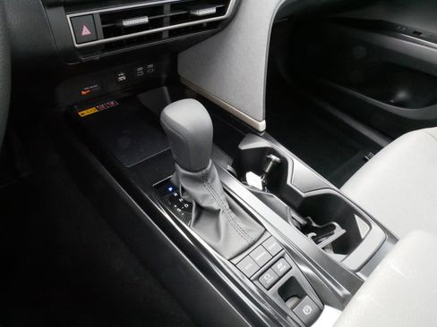 Certified 2025 Toyota Camry LE FWD image 4