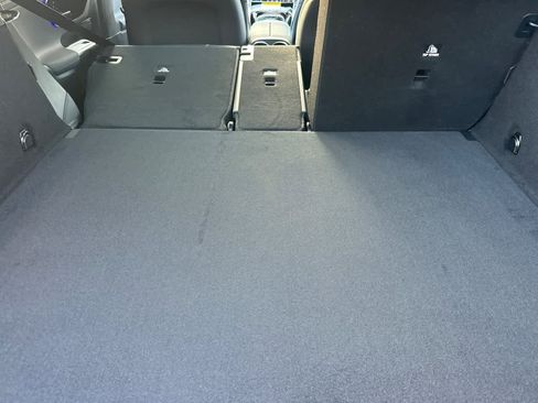 New 2026 Mercedes-Benz GLC 300 4MATIC image 14