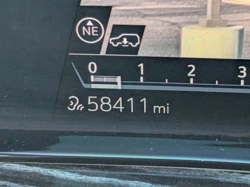 Used 2021 Cadillac Escalade Sport w/ Driver Assist Tech Package image 34