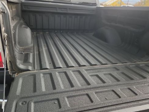 Used 2016 GMC Canyon SLT image 13