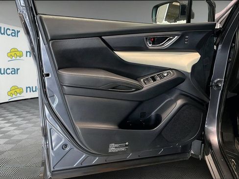 Used 2022 Subaru Ascent Limited image 10