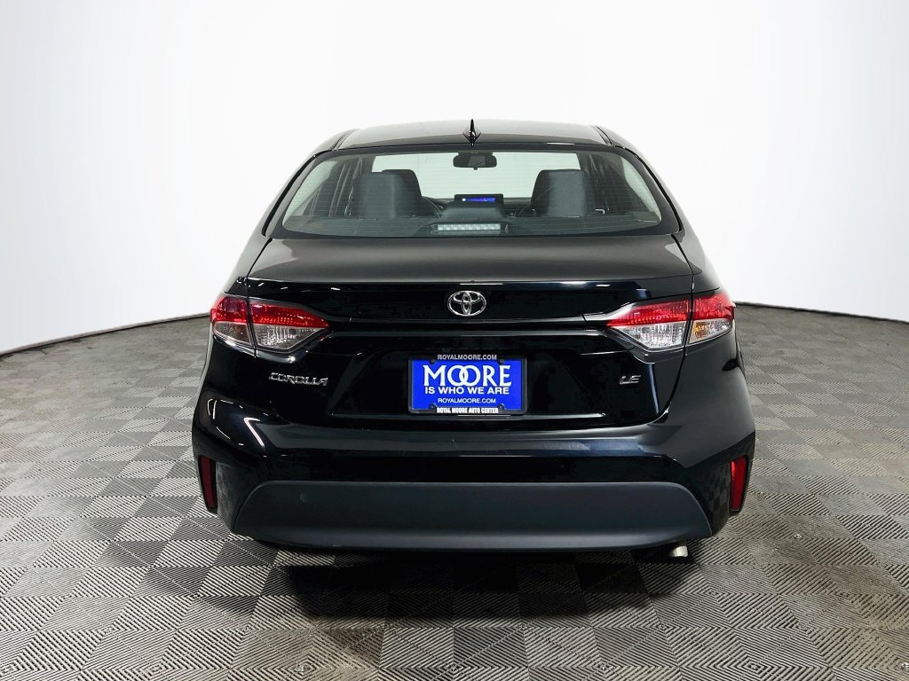 Certified 2025 Toyota Corolla LE FWD image 6