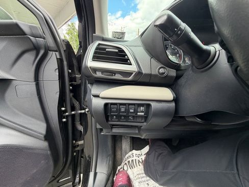 Used 2022 Subaru Forester Limited AWD/4WD image 14