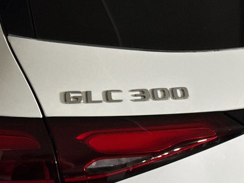 Used 2026 Mercedes-Benz GLC 300 4MATIC image 20
