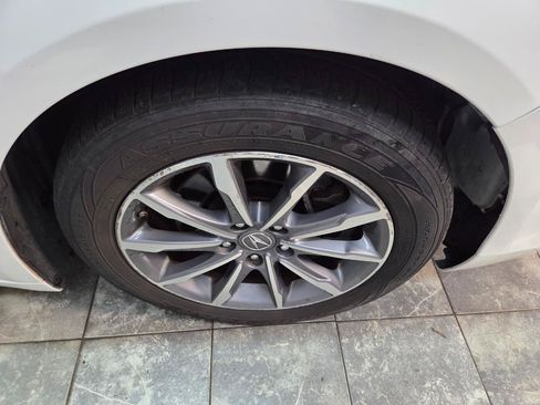 Used 2019 Acura TLX FWD image 8