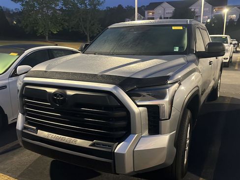 Used 2024 Toyota Tundra SR5 image 5