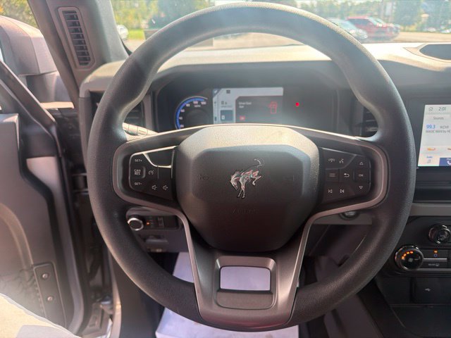 Used 2022 Ford Bronco 4-Door AWD/4WD image 16