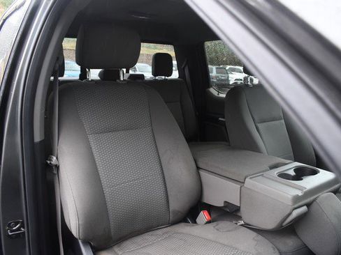 Used 2018 Ford F150 XLT w/ Equipment Group 302A Luxury AWD/4WD image 26