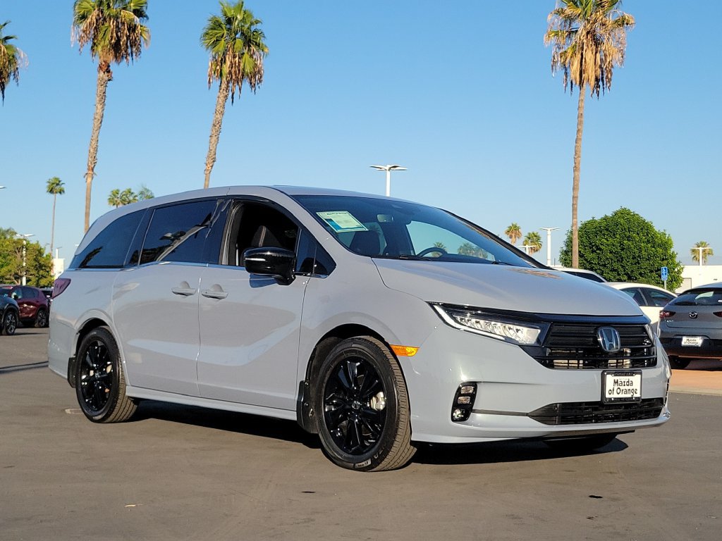 Used 2024 Honda Odyssey Sport image 37