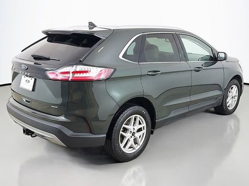 Used 2024 Ford Edge SEL w/ Convenience Package image 8