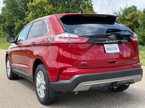Used 2023 Ford Edge SEL w/ Class II Trailer Tow Package AWD/4WD image 3