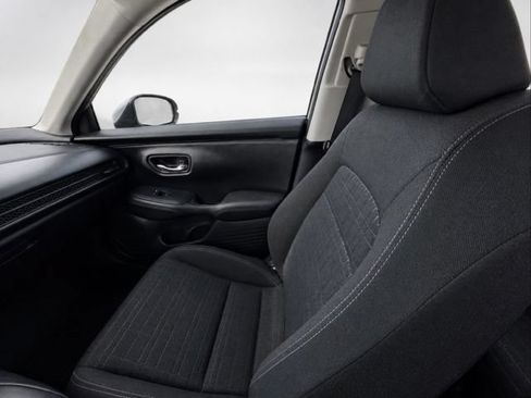 Used 2024 Honda HR-V LX image 18
