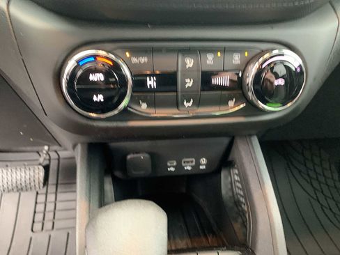 Certified 2023 Chevrolet TrailBlazer LT w/ Convenience Package image 17