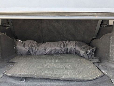 Certified 2015 Jeep Wrangler Unlimited Sahara w/ Connectivity Group image 30