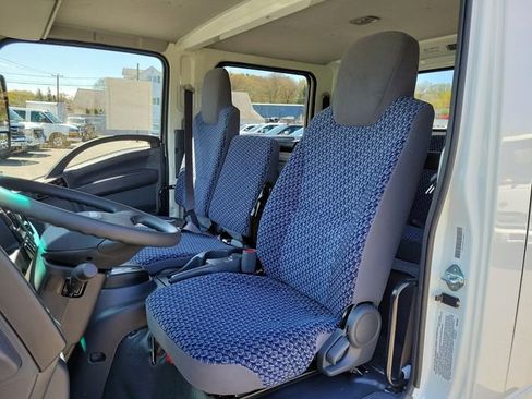 New 2024 Chevrolet Low Cab Forward image 9