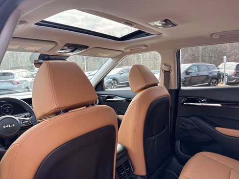 New 2026 Kia Seltos EX image 13