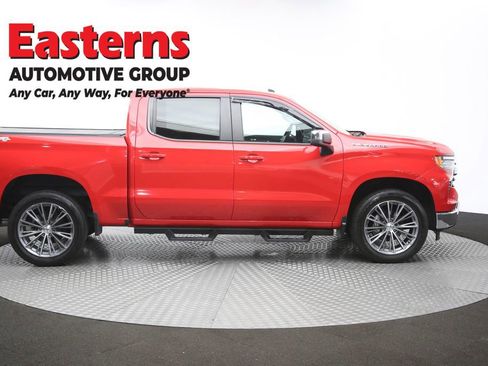 Used 2022 Chevrolet Silverado 1500 LT AWD/4WD image 52