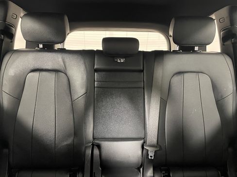 Used 2022 Mercedes-Benz GLB 250 image 14