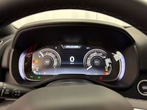 New 2026 RAM 1500 Big Horn AWD/4WD image 14