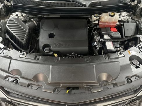 Used 2021 Chevrolet Traverse RS image 44