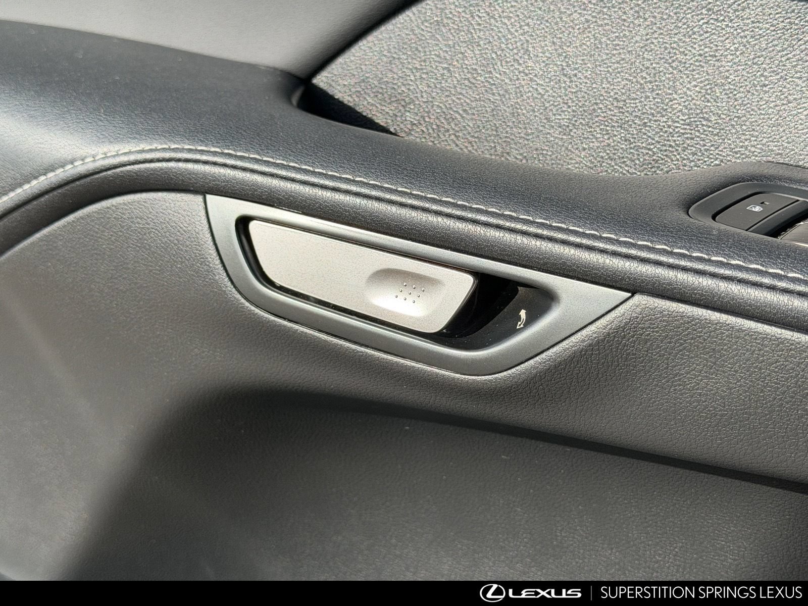 Certified 2025 Lexus RX 350 FWD image 16