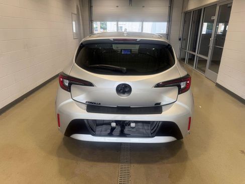 Used 2023 Toyota Corolla SE FWD image 4