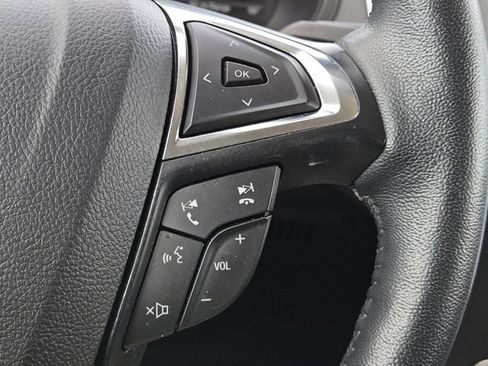 Certified 2024 Ford Edge SEL w/ Sport Appearance Package image 21