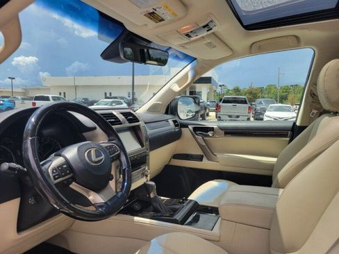 Used 2020 Lexus GX 460 Premium w/ Premium Package AWD/4WD image 8