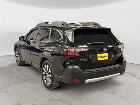 Used 2024 Subaru Outback Limited image 3