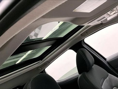 New 2026 Nissan Kicks SV w/ SV Premium Package FWD image 34