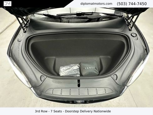 Used 2023 Tesla Model X image 43