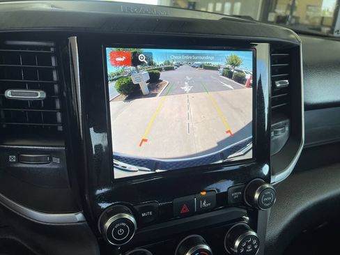 New 2026 RAM 1500 4x4 Crew Cab image 19