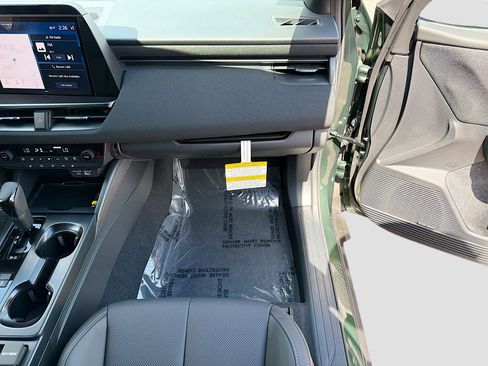 New 2026 Subaru Outback Limited image 17