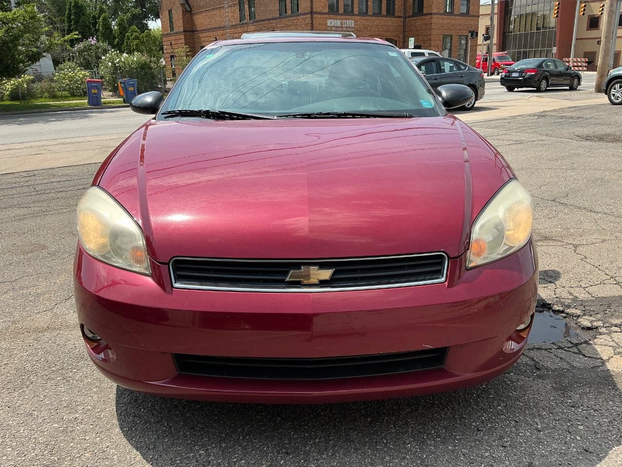 Used 2006 Chevrolet Monte Carlo LT FWD image 9