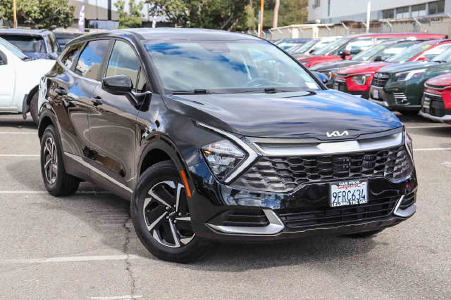 Certified 2023 Kia Sportage LX AWD/4WD image 1