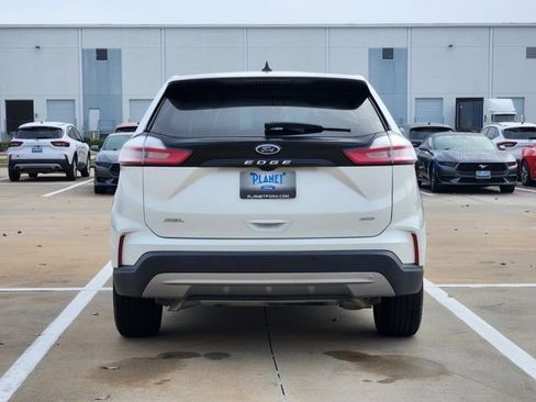 Used 2024 Ford Edge SEL w/ Convenience Package image 6