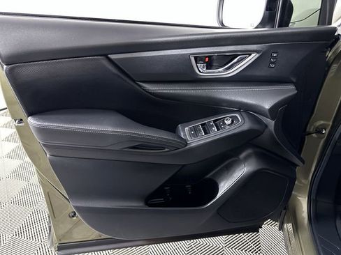 Used 2023 Subaru Ascent Limited image 23