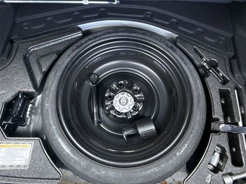 Used 2016 Lexus IS 200t image 41