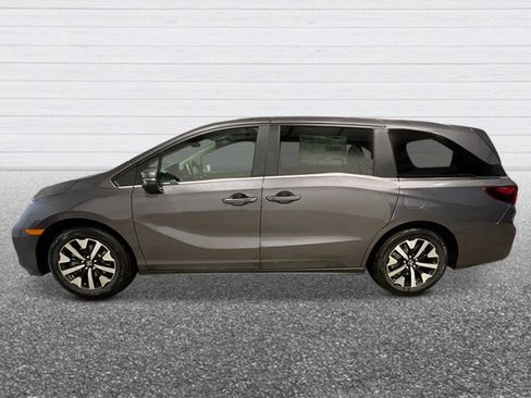 New 2026 Honda Odyssey EX-L image 2