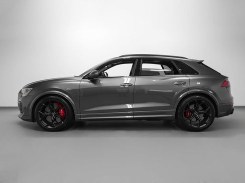 Used 2025 Audi RS Q8 performance image 2