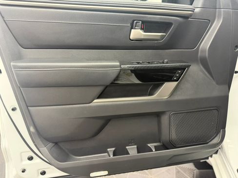 Used 2024 Toyota Tundra Limited AWD/4WD image 13