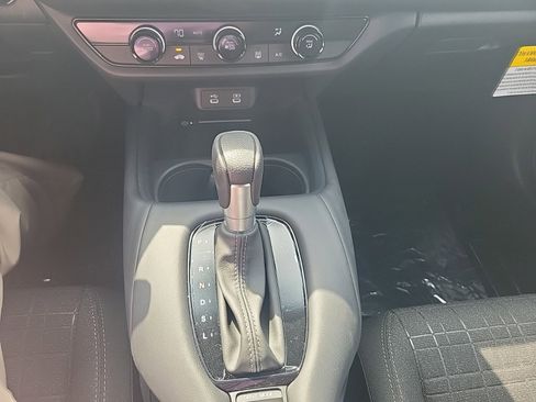 New 2026 Honda HR-V LX image 17