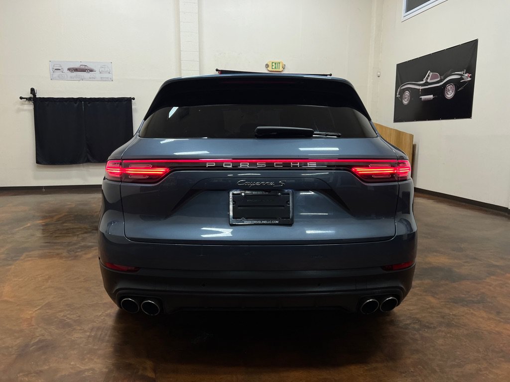 Used 2019 Porsche Cayenne S AWD/4WD image 8