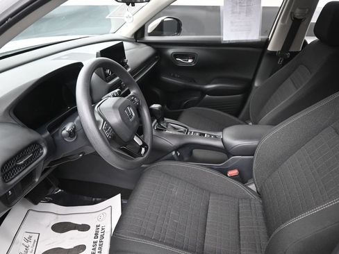 Used 2023 Honda HR-V LX image 26
