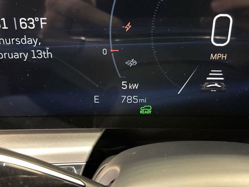 New 2025 Cadillac Lyriq Luxury image 16