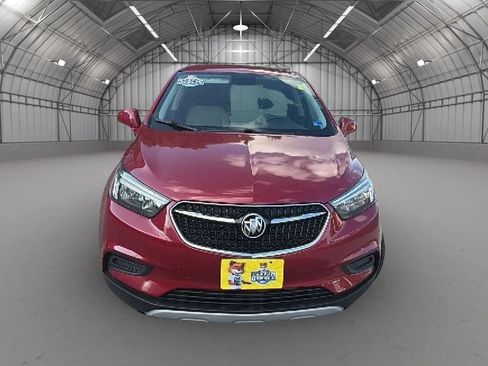 Used 2020 Buick Encore Preferred w/ Safety Package FWD image 2